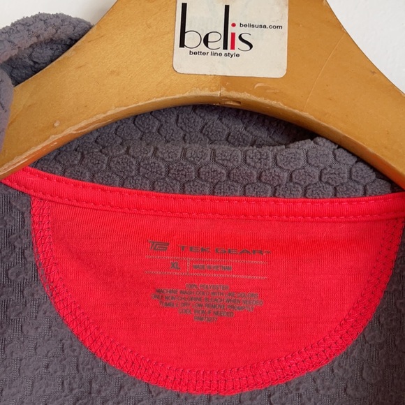 Tek Gear - Picture 3 of 11